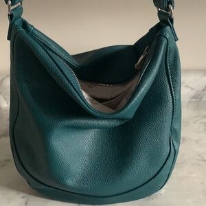 Nearly New Jewel by Thirty-One Teal Leather Shoulder (Hobo) Bag - Purse